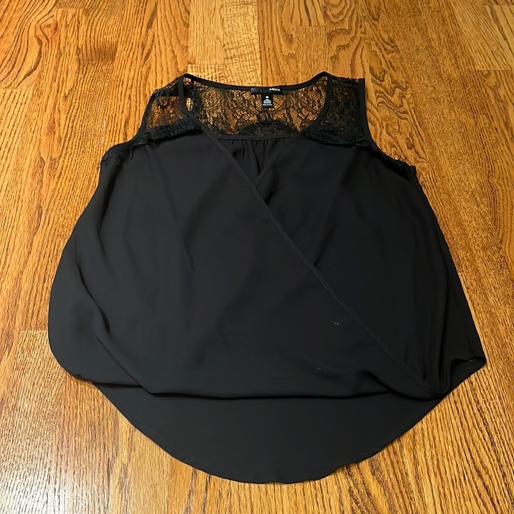 Aqua Woman’s Black Wrap Sleeveless Top Size XS